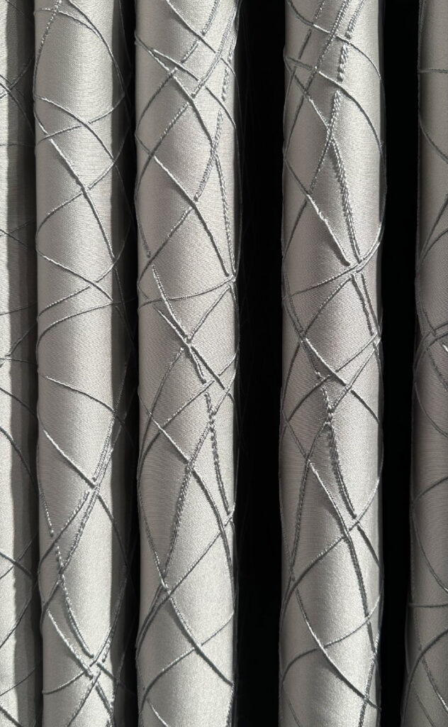 Arxhela (Perde të trasha)