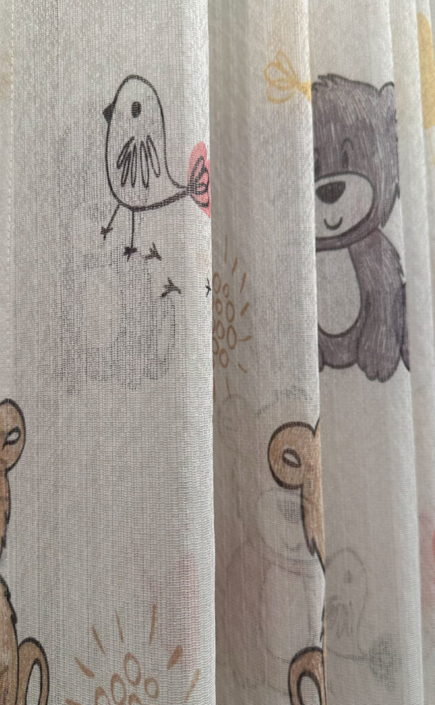 Bambo për femijë (Perde të holla)